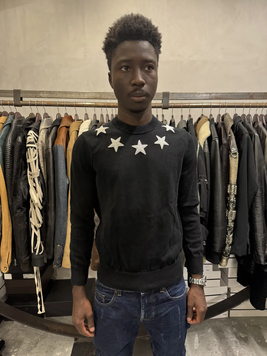 SS2016 Givenchy Black Stars Sweater by Riccardo Tisci - Image 3