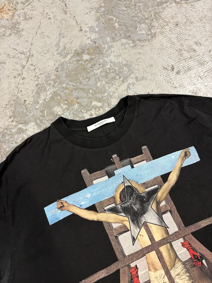 SS2016 Givenchy Jesus Christ Cross Black T-Shirt by Riccardo Tisci - Image 6