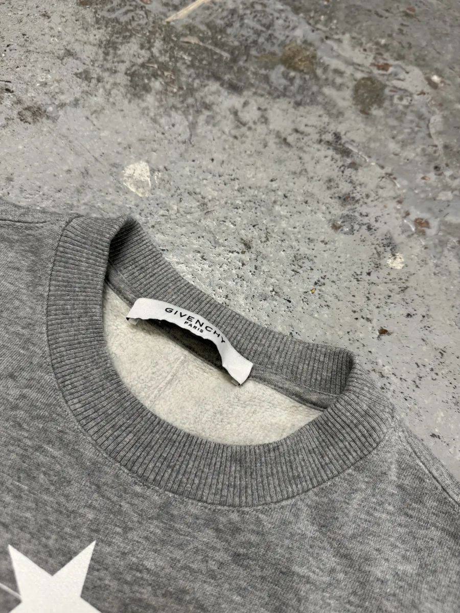 SS2016 Givenchy Monkeys Grey Star Sweater by Riccardo Tisci - Image 10