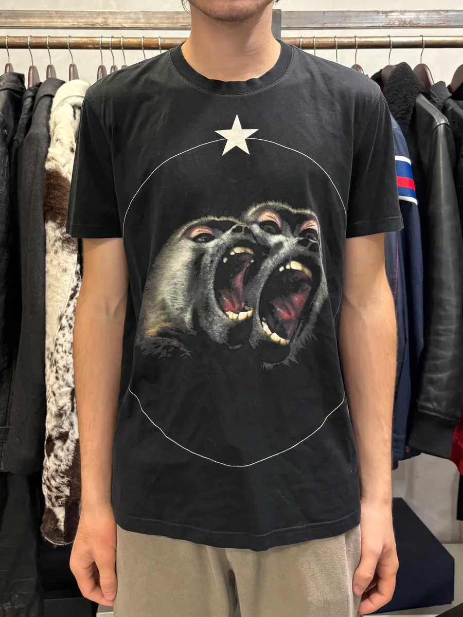 SS2016 Givenchy Monkeys Star Black T-Shirt by Riccardo Tisci - Image 2