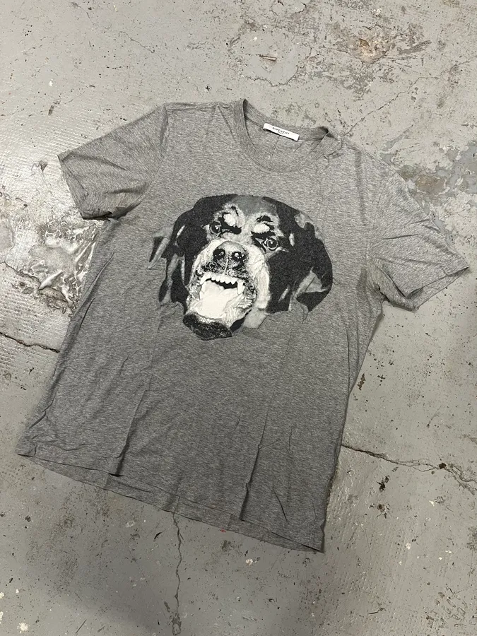 SS2016 Givenchy Rottweiler Dog Grey Tee-Shirt by Riccardo Tisci - Image 4