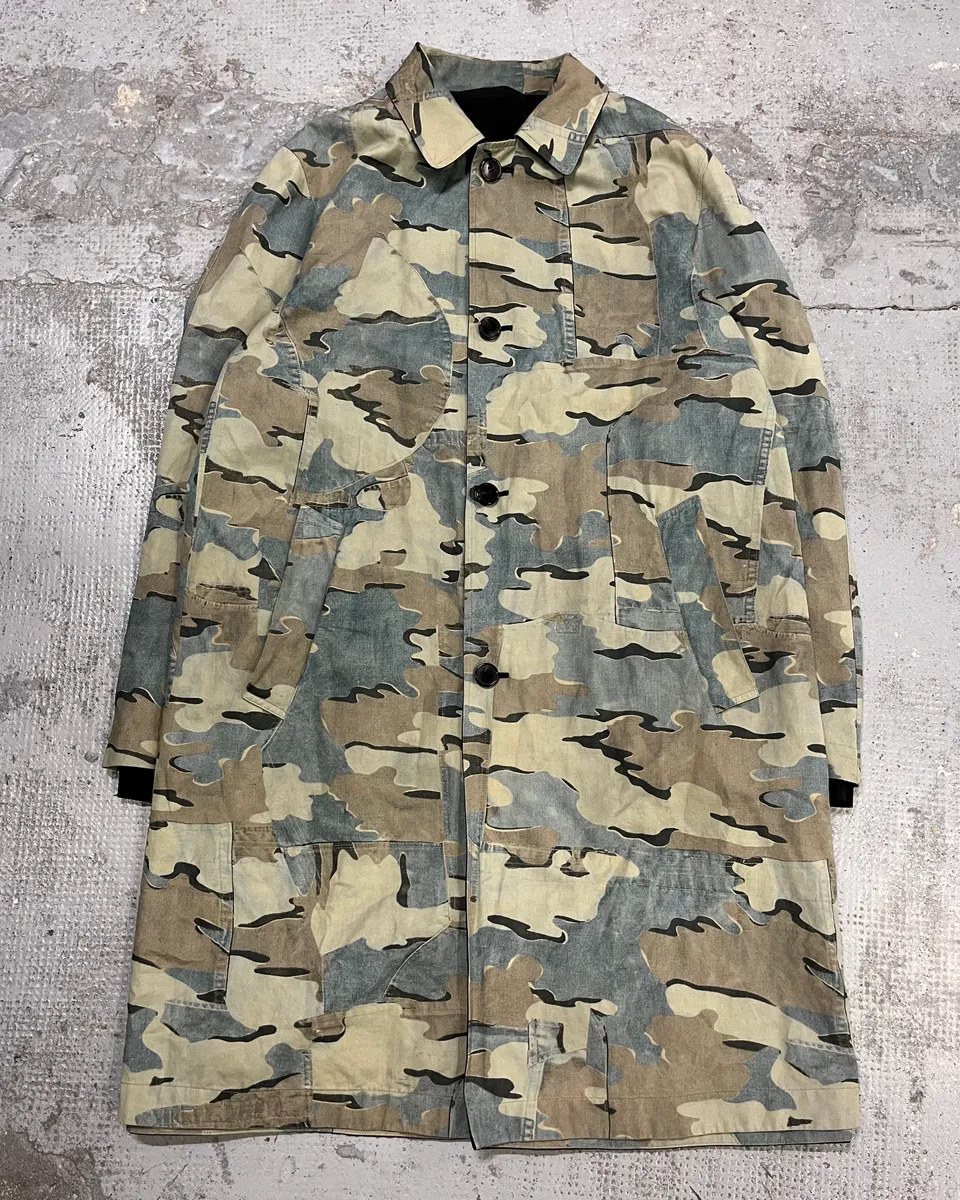 SS2017 Dries Van Noten Black & Camo Reversible Trench Coat - Image 7