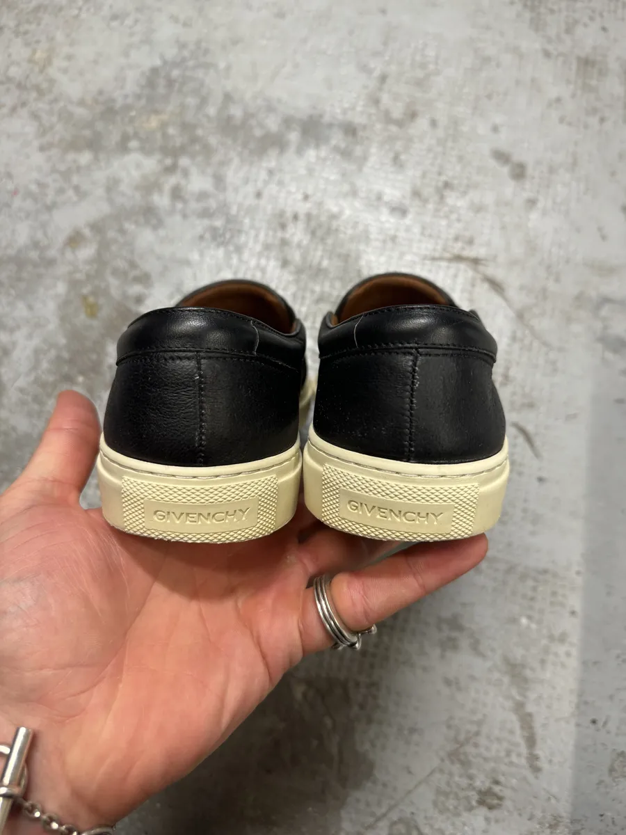 SS2017 Givenchy Bambi Black Leather Loafers - Image 6