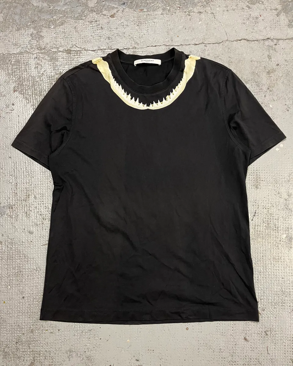 SS2017 Givenchy Black Shark Teeth T-Shirt by Riccardo Tisci