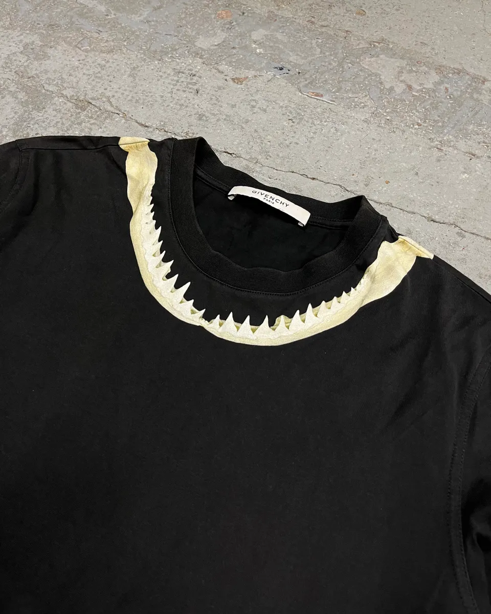 SS2017 Givenchy Black Shark Teeth T-Shirt by Riccardo Tisci - Image 5