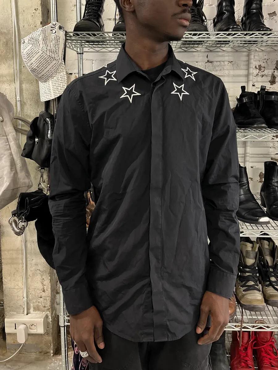 SS2017 Givenchy Black Stars Shirt by Riccardo Tisci - Image 2
