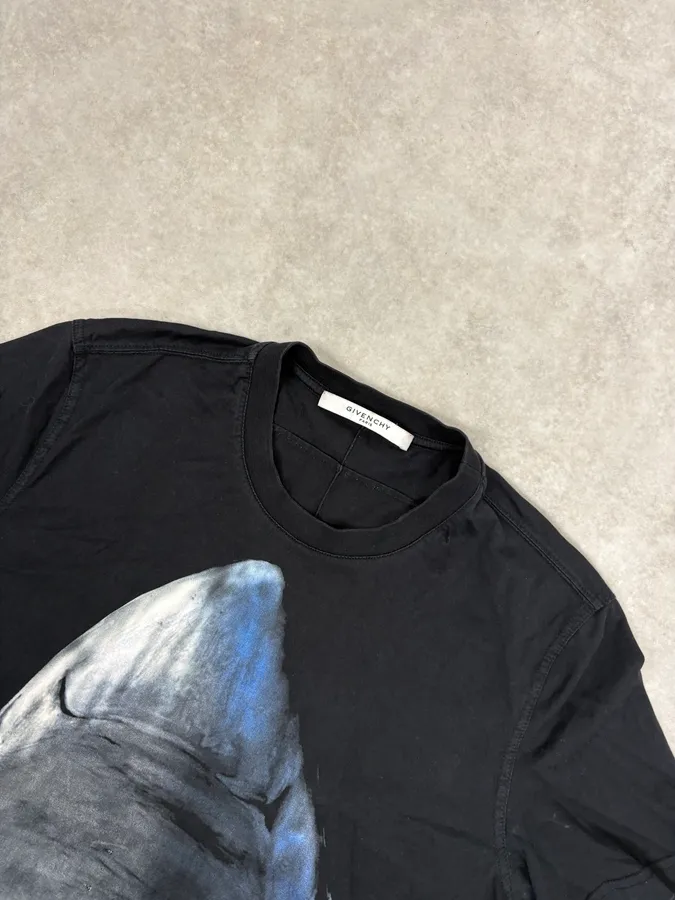 SS2017 Givenchy Shark Black T-Shirt by Riccardo Tisci - Image 4