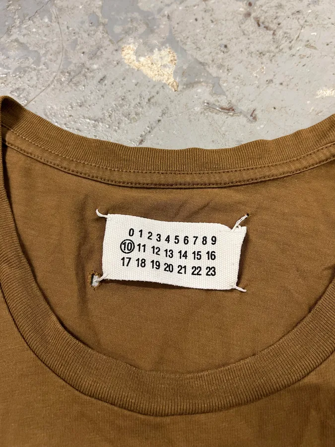SS2017 Maison Margiela Basic Signature Chocolate Brown Tee-Shirt - Image 4