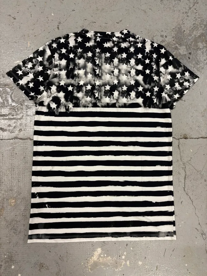 SS2018 Balmain Black & White Contemporary Flag Tee-Shirt - Image 6