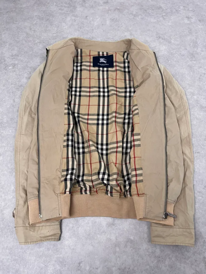 SS2023 Burberry Beige Classy Typical London Jacket - Image 9