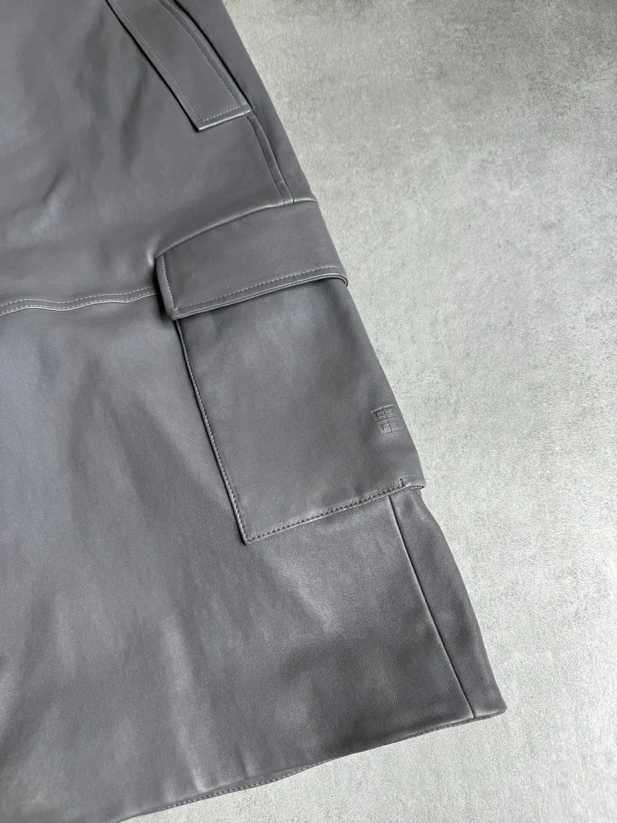 SS2023 Givenchy 1/1 Sample Grey Leather Brut Cargo Shorts - Image 9