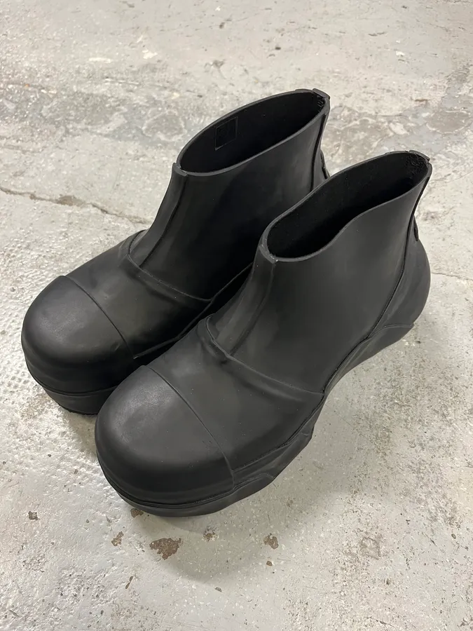 SS2023 Givenchy Show Rubber Rain Mid Boots - Image 5
