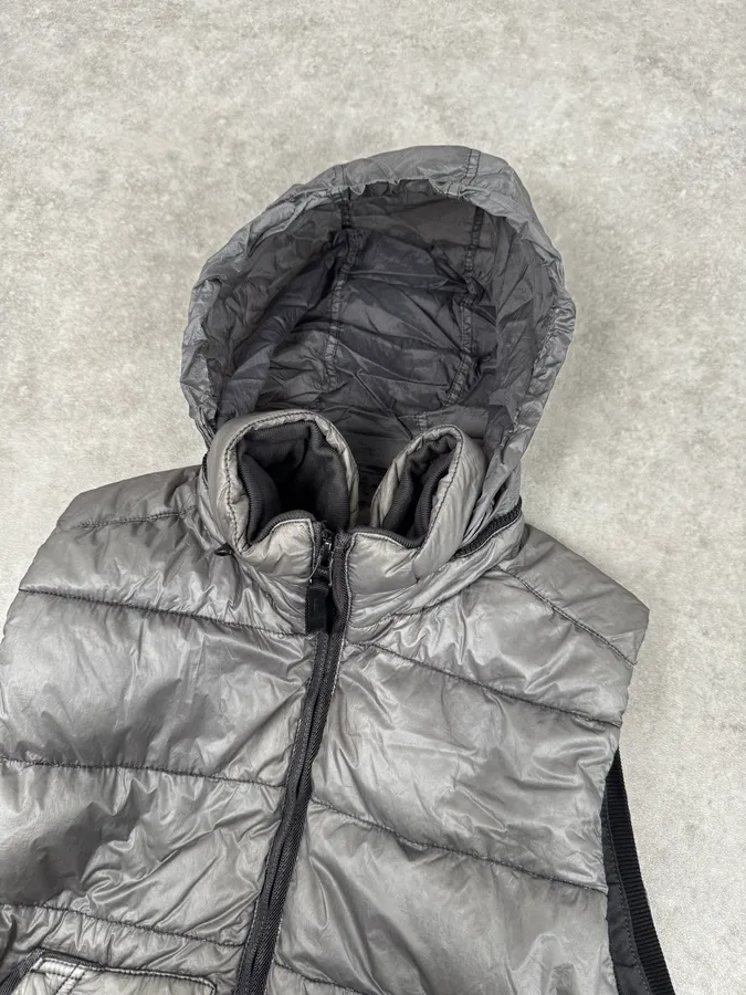 Stone Island 30th Anniversary Side Patch Grey Nylon Puffer Vest - Image 6